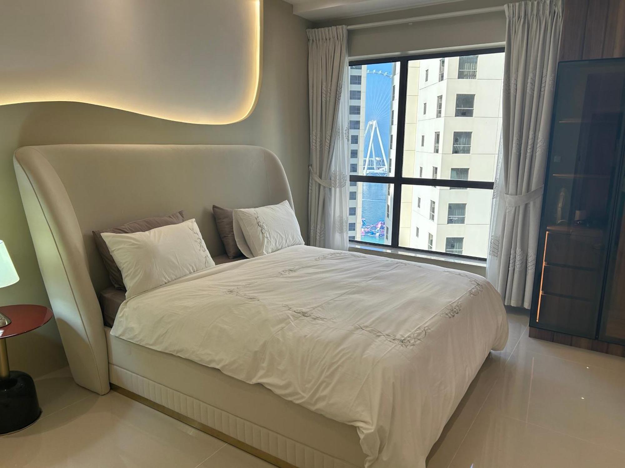Apartment Usmans 3 Bedroom Sea View *