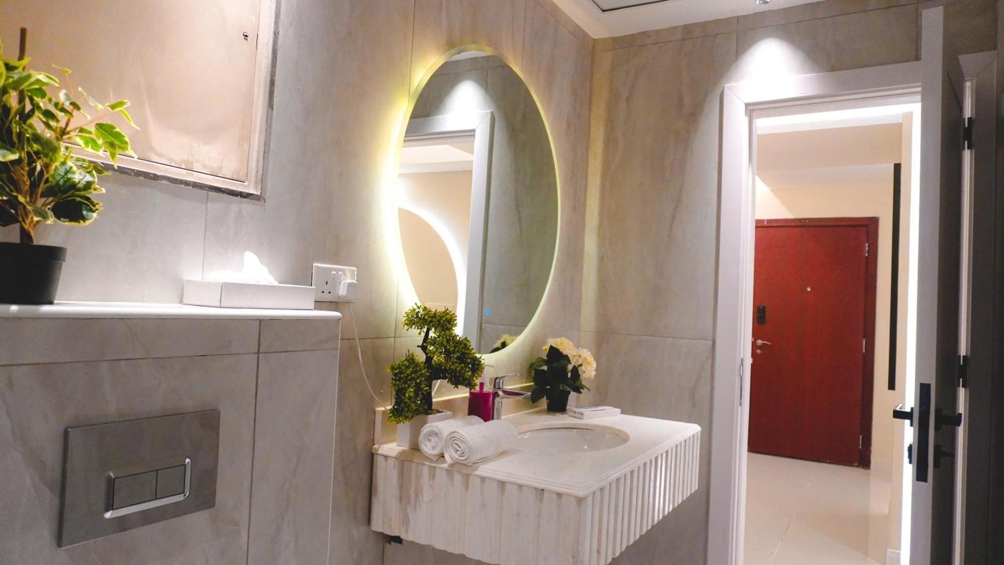 Usmans 3 Bedroom Sea View * Dubai