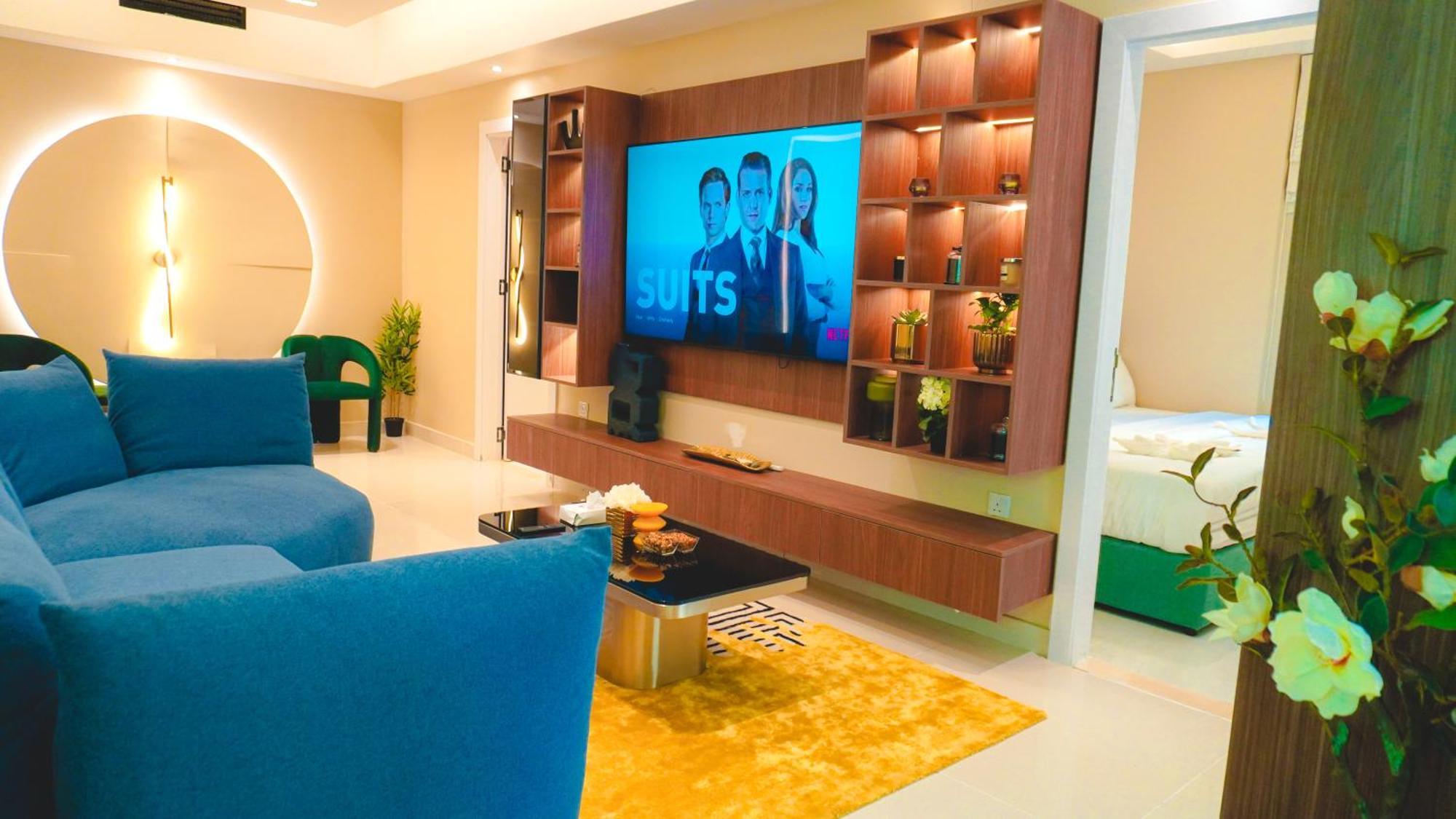 Usmans 3 Bedroom Sea View Apartment