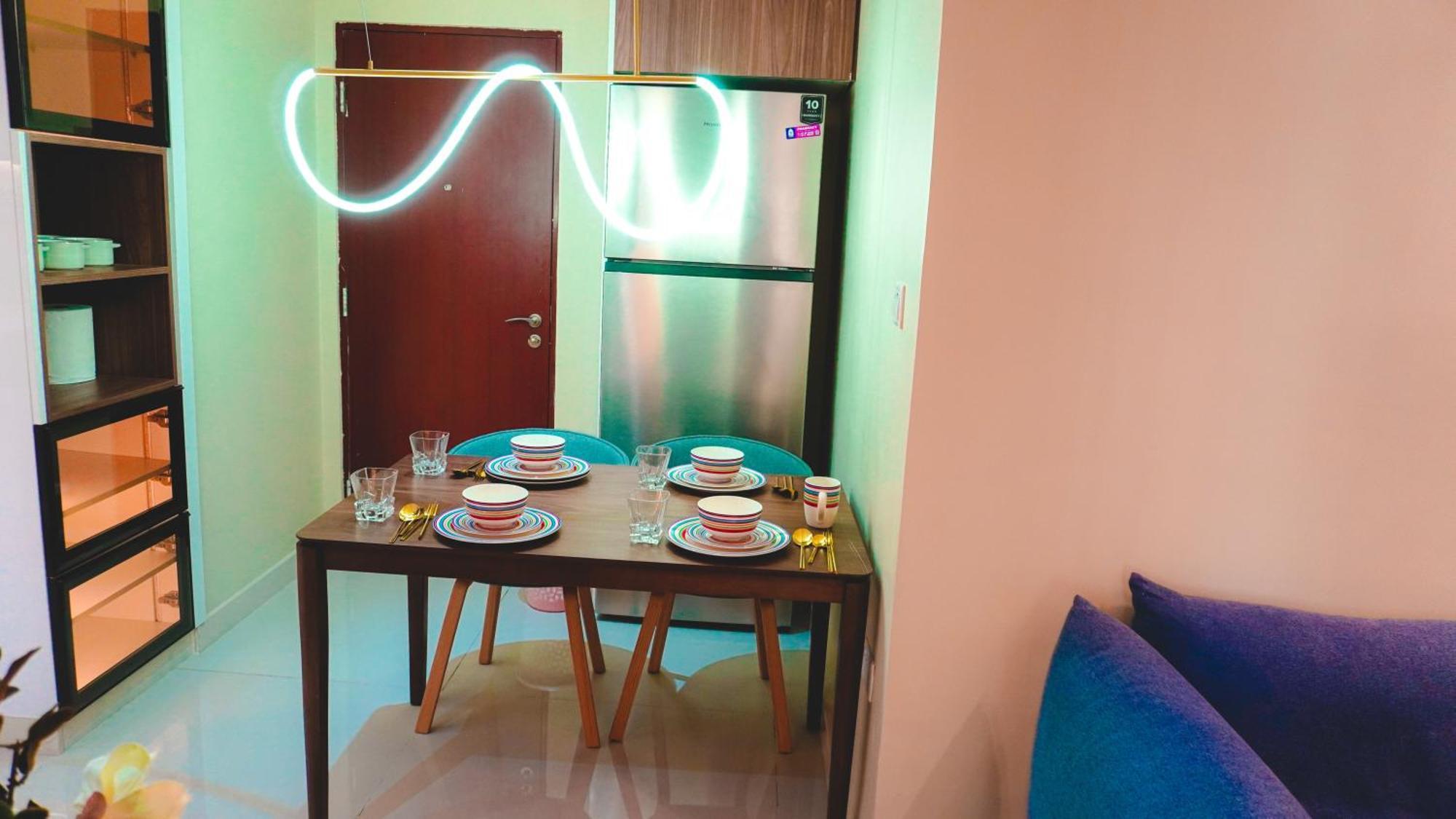 Usmans 3 Bedroom Sea View Apartment Dubai