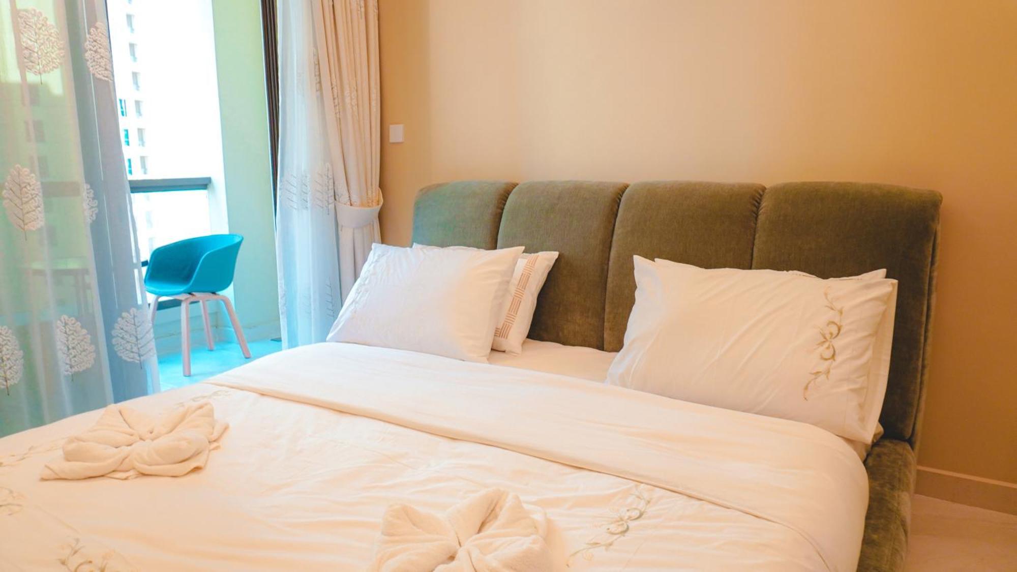 Usmans 3 Bedroom Sea View Apartment Dubai